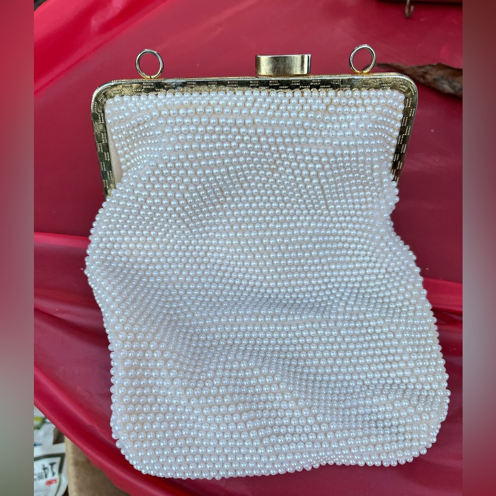 Vintage Beaded Off White - Cream Coin/Change Purse